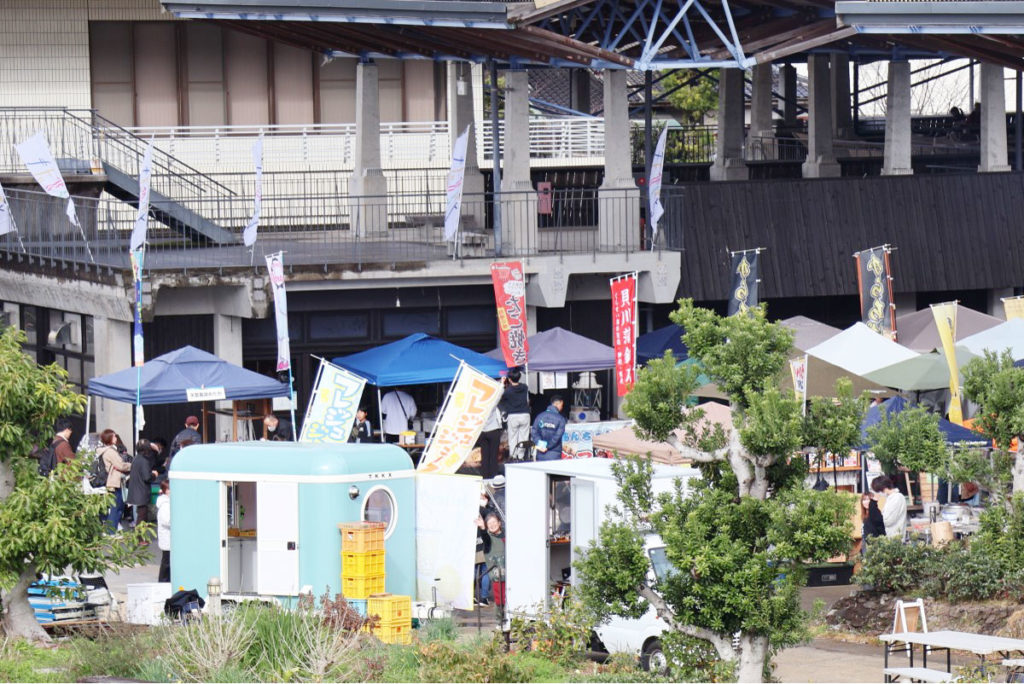 牛深側マルシェ